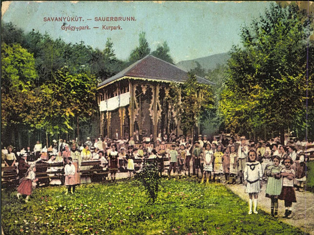 Bad Sauerbrunn, Kurpark