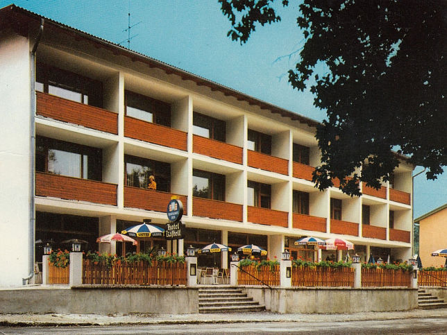 Bad Tatzmannsdorf, Hotel zum Kastell