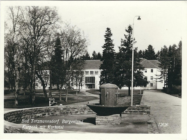 Bad Tatzmannsdorf, Kurpark mit Kurhotel