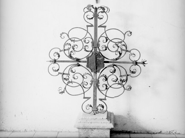 Breitenbrunn, Kreuz