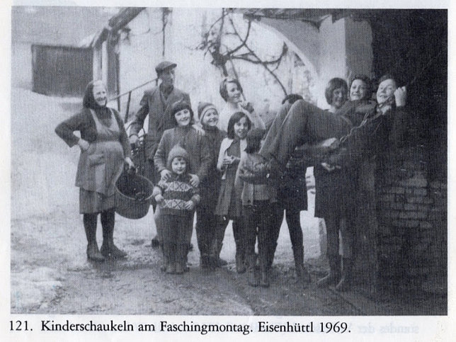 Eisenhttl, Kinderschaukeln