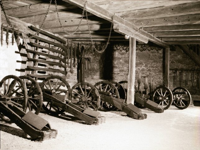 Forchtenstein, Kanonen