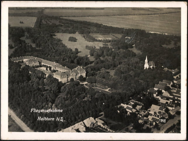 Halbturn, Fliegeraufnahme