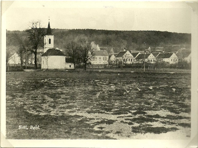 H�ll, mit Kirche