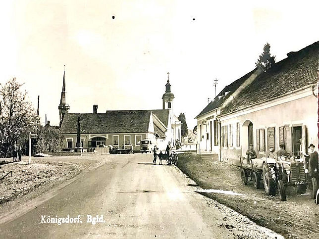 K�nigsdorf, Stra�e und Kriegerdenkmal