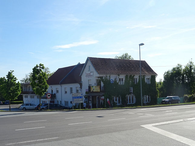 K�nigsdorf, Caf� Traverse