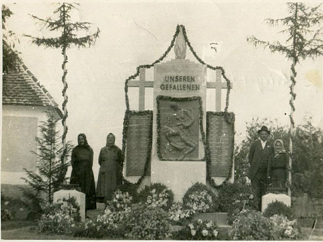 Kotezicken, Kriegerdenkmal