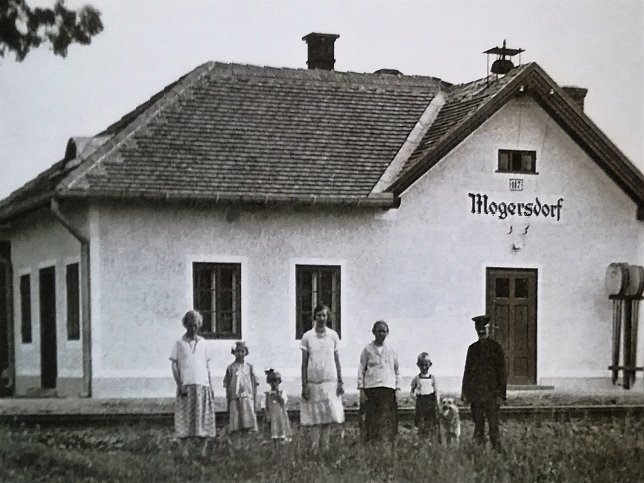 Mogersdorf, Bahnhof
