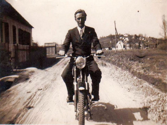 Neuberg, Josef Novoszel