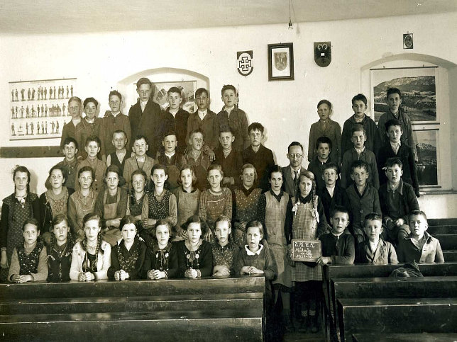 Neuhaus am Klausenbach, Klassenfoto