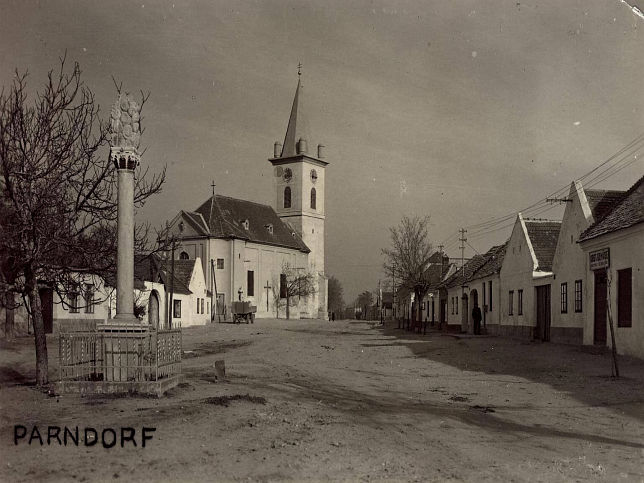 Parndorf, Pfarrkirche Hl. Ladislaus