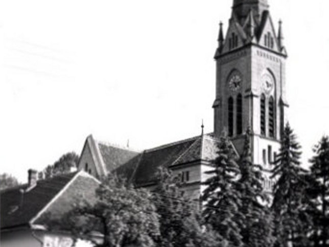 Pttelsdorf, Kirche
