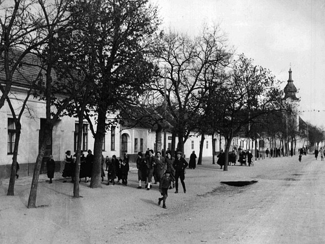 Zurndorf, Dorfstrae