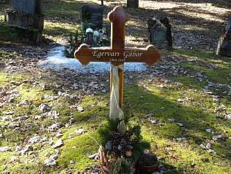 Friedhof Nemesmedves (Ginisdorf)