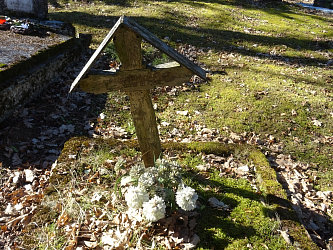 Friedhof Nemesmedves (Ginisdorf)