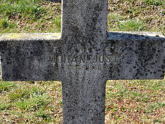 Friedhof R�baf�zes (Raabfidisch)