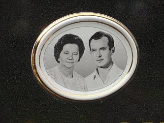 Friedhof R�baf�zes (Raabfidisch)