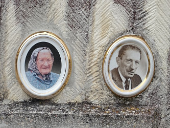 Friedhof R�baf�zes (Raabfidisch)