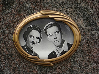 Friedhof R�baf�zes (Raabfidisch)