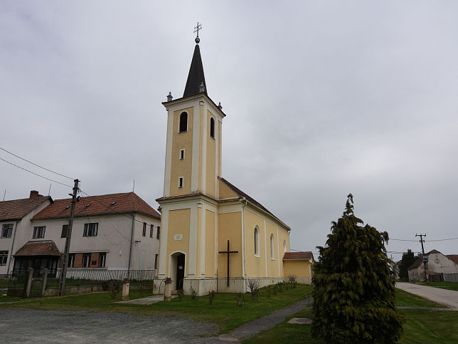 Acsd, Kirche