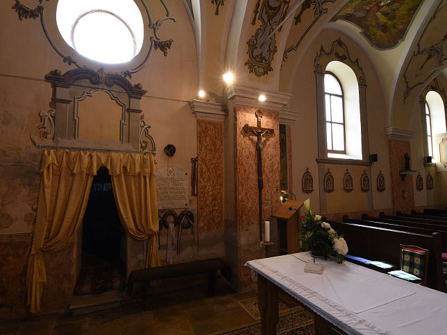 Acsd, Kirche