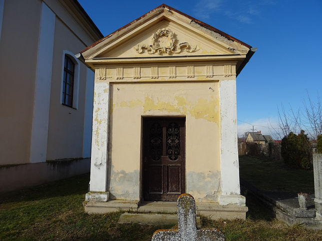 Krmend-Alsberkifalu, Gruft