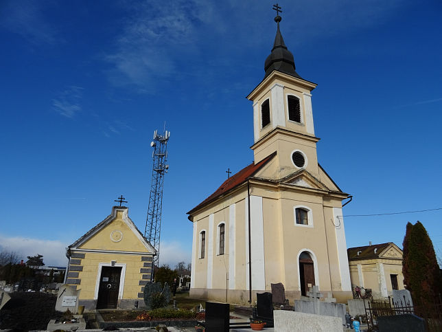 Krmend-Alsberkifalu, Kirche