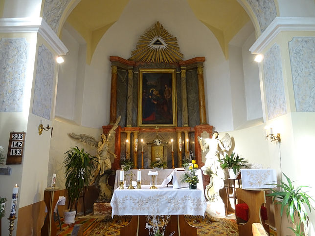 Krmend-Alsberkifalu, Kirche