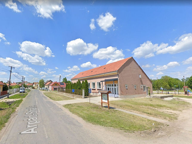 B�gyogszov�t, Ortsansicht