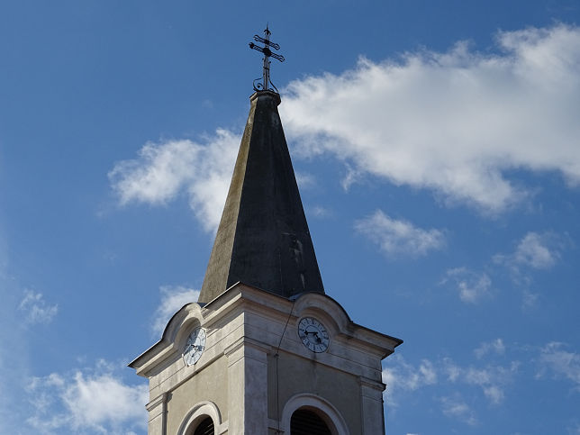 Balogunyom, Pfarrkirche Allerheiligen