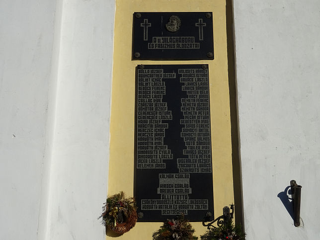Csknydoroszl, Kriegerdenkmal