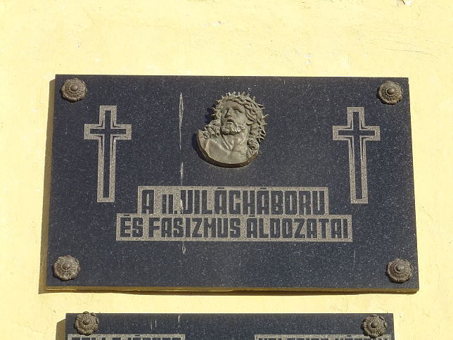 Csknydoroszl, Kriegerdenkmal