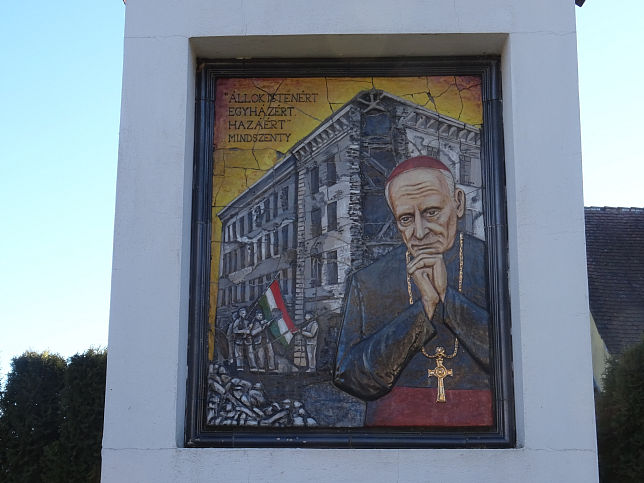 Csknydoroszl, Mindszenty-Denkmal
