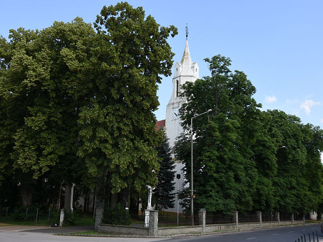 Csepreg, Kirche St. Nikolaus