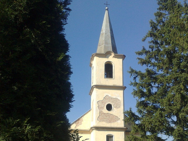 Csikvnd, Evangelische Kirche