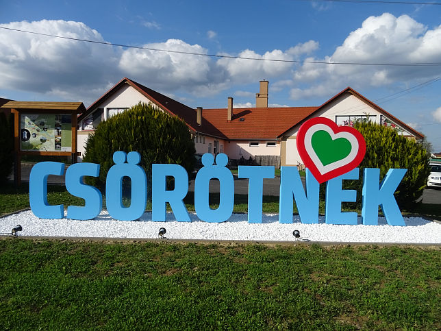 Csrtnek, Willkommen