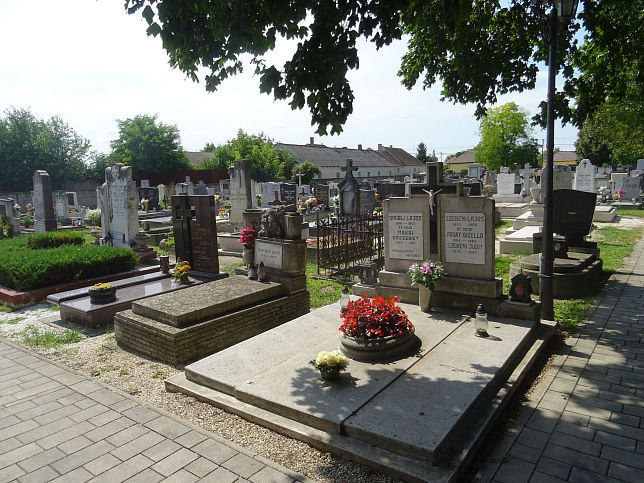 Dunakiliti, Friedhof