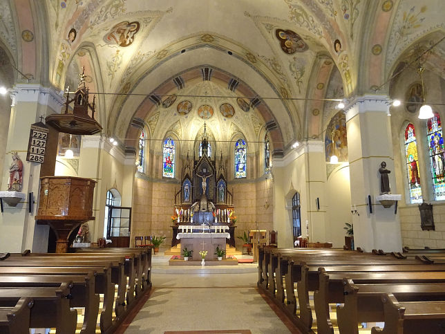 Dunakiliti, Kirche