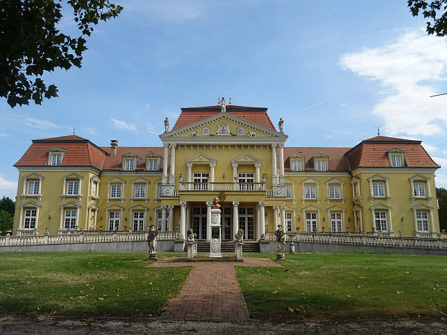 Dunakiliti, Princess Palace