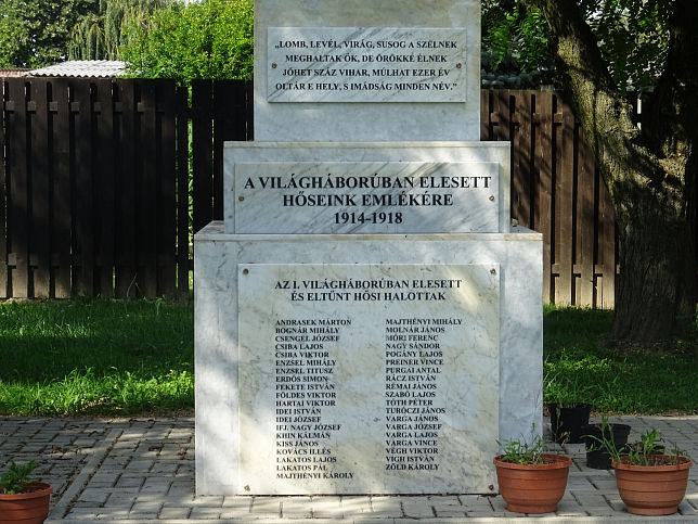 Dunasziget, Kriegerdenkmal