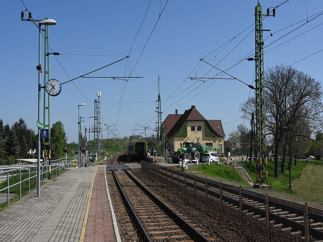 Egyh�zasr�d�c, Bahnhof
