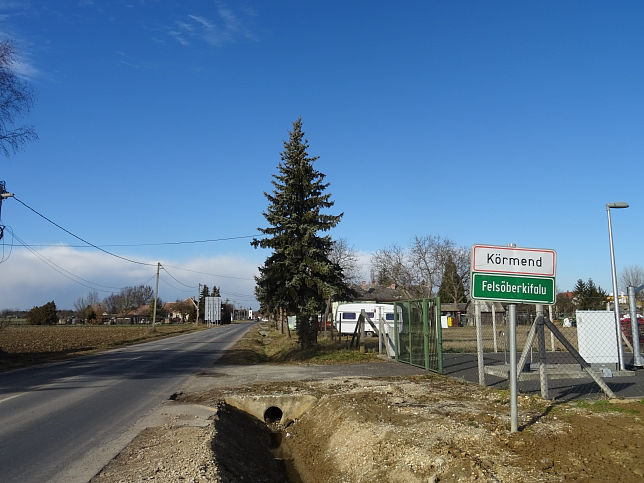 Felsberkifalu, Ortstafel