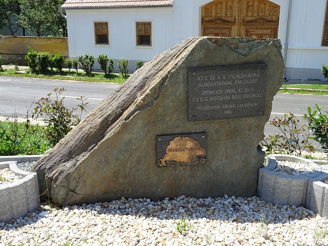 Felscsatr, Kriegerdenkmal