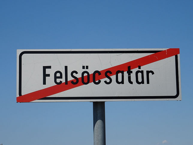 Felscsatr, Ortstafel-Ende