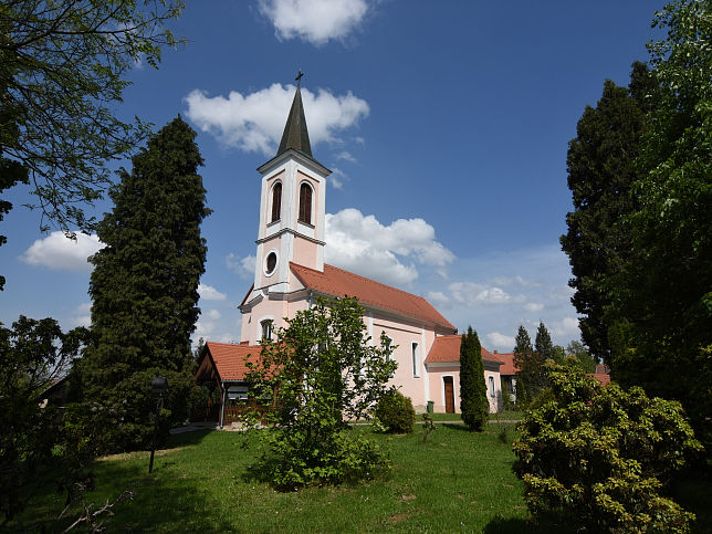 Felsmarc, Kirche