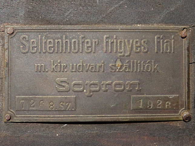 Felsőszlnk, Spritzenwagen