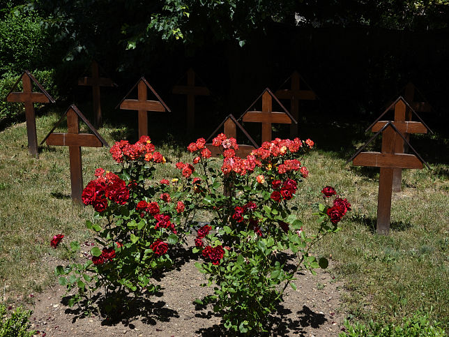 Gersekart, Heldenfriedhof