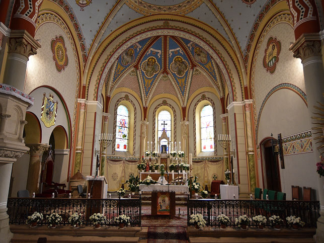 Gy�ngy�sfalu, Pfarrkirche Pfarrkirche St. Martin