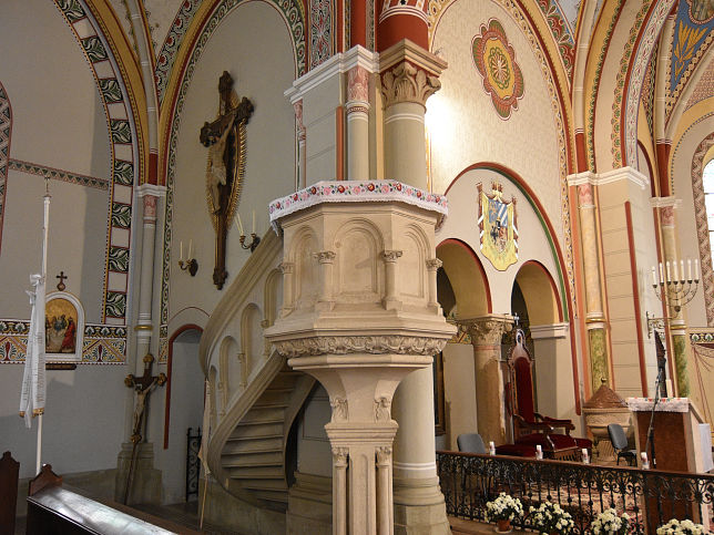 Gy�ngy�sfalu, Pfarrkirche Pfarrkirche St. Martin