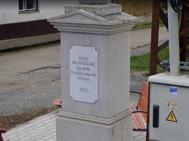 Hegyh�tszentm�rton, Steinkreuz